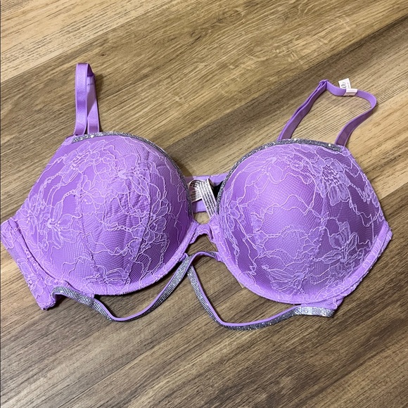 Victoria's Secret Other - Victoria's Secret Women Very Sexy Shine Cradle Push-Up Bra Size 40D Purple